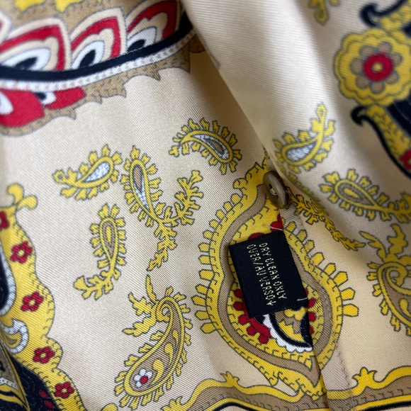 Mob Wife 100% Silk Shirt, Dana Buchman, Size 2 Petite, Gold & Red, Luxurious - Picture 13 of 13